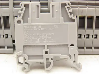 Entrelec Terminal Block DIN Rail Lot of 140