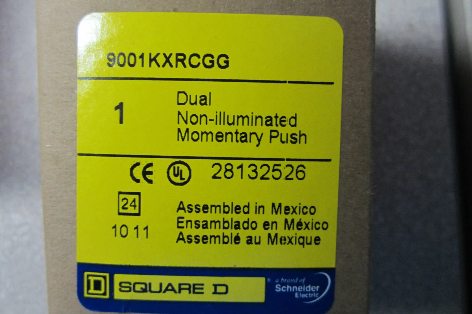 NEW SQUARE D 9001-KXRCGG MOMENTARY PUSH 9001KXRCGG