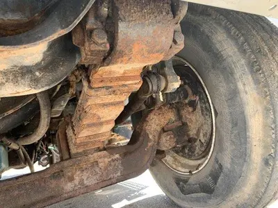 USED 2001 INTERNATIONAL 4900