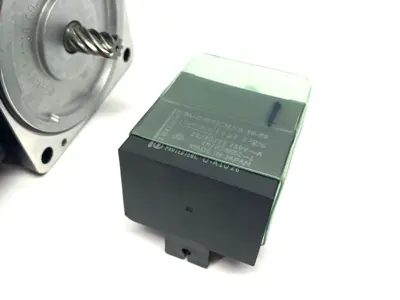 Used Oriental Motor Induction Motor, 400W 1/4HP, Pinion Shaft w/ Capacitor A.C. Motors Michigan US | Maverick Industrial Sales #1397766