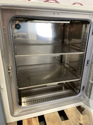 Thermo Scientific Steri-Cult 3310 CO2 Incubator +5°C to 50°C