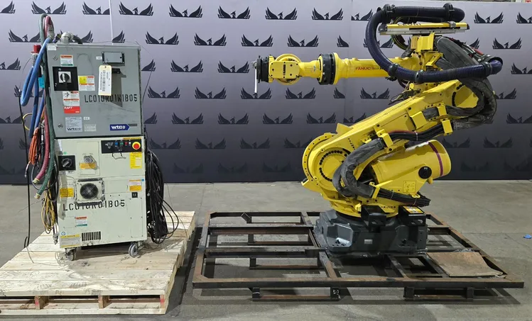 Used 2016 FANUC R-2000IB/210F + R30IB Robots Michigan US | iGAM Industrial Marketplace #1144083