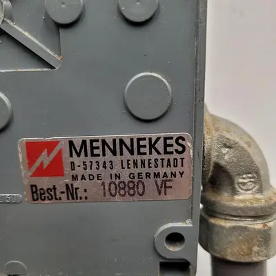 USED MENNEKES MENNEKES D-57343 WALL MOUNTED RECEPTACLE