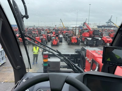 New | in-Stock 2025 MANITOU MHT 12330 Telehandlers Texas US | Uriquip #1420940