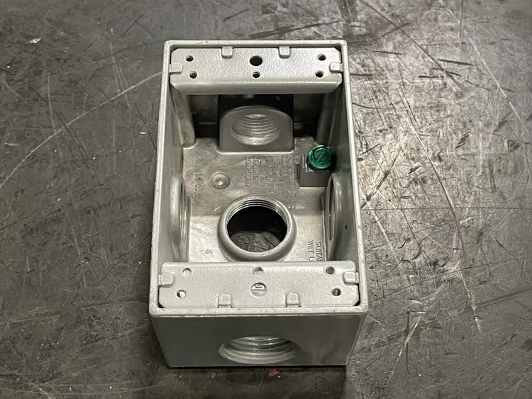 New | in-Stock HUBBELL 5332-0 Misc Electrical & Power Parts British Columbia CA | Lenmark #246638