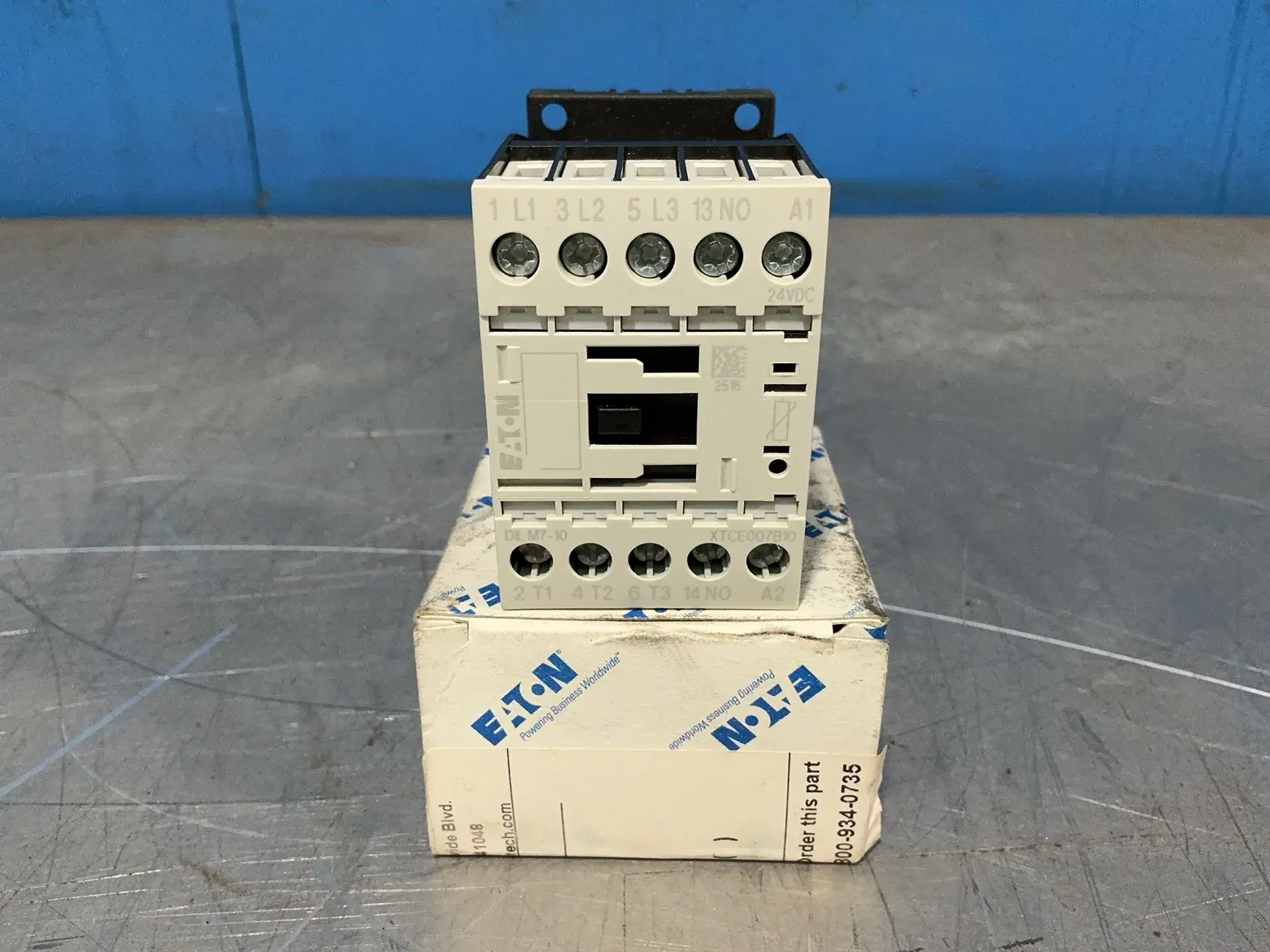 Used EATON XTCE07B10 Relays & Switches Ohio US | HGR 24 #1357327