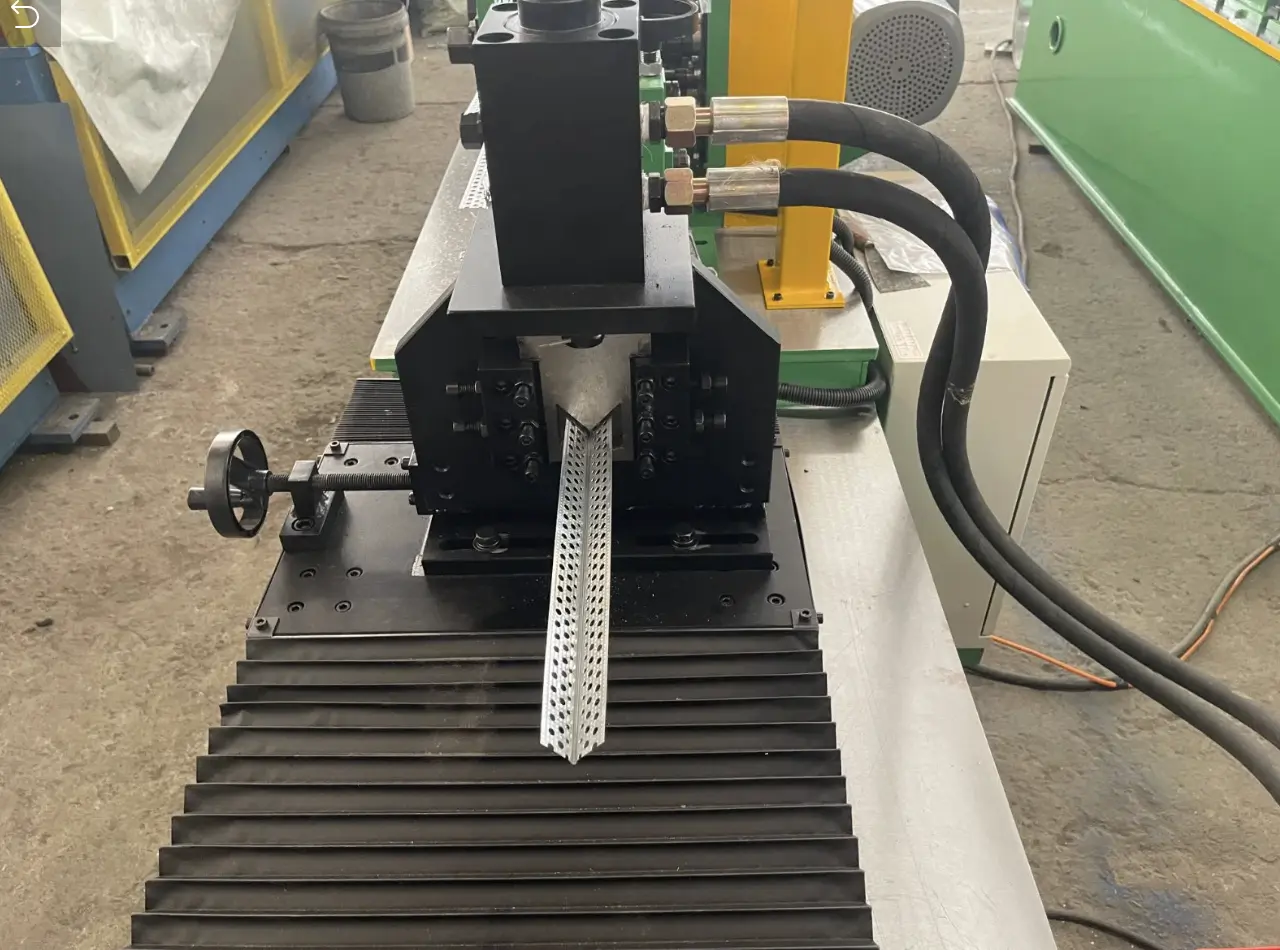 Corner Bead Roll Forming Machine in Mexico