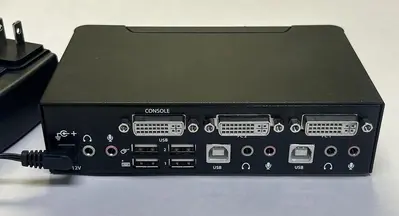 Used STARTECH C4E1E7GG07, Relays & Switches | Surplus Asset Holdings #1205680