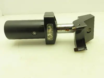 Used VEKTEK _UNKNOWN_ Hydraulic Cylinders | Arrow Industrial #632167
