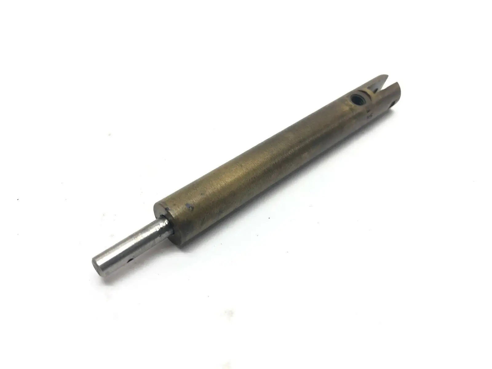 New | in-Stock Clippard 3CS-1 Pneumatic Cylinders Michigan US | Maverick Industrial Sales #1396810