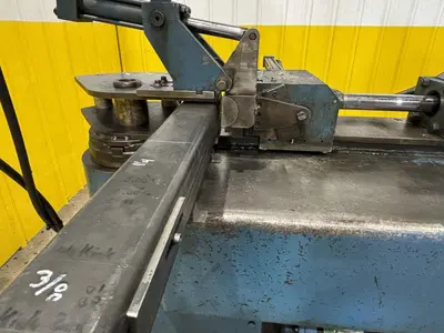 USED WALLACE 1002