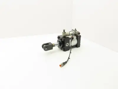 Numatics T6EQP-01/1E-AAA2 Pneumatic Air Cylinder 3.25" Bore x 1.5" Stroke 1" Rod