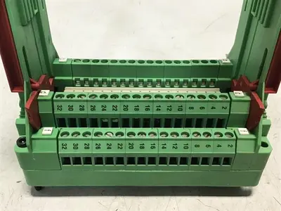 USED PHOENIX CONTACT SKBI64/G64