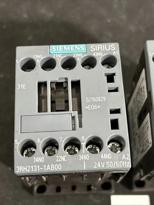 SIEMENS Contactor (1) 3RT2017-1AK61, (1) 3RH2131-1AB00 Fast Shipping +Warranty