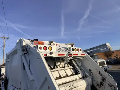 Used 2015 FREIGHTLINER BUSINESS CLASS M2 106 Reefer Trucks North Carolina US | Levan Equipment #1545584