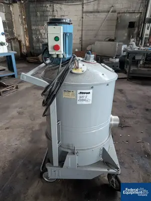USED Nilfisk Nilfisk Vacuum, Model GB833