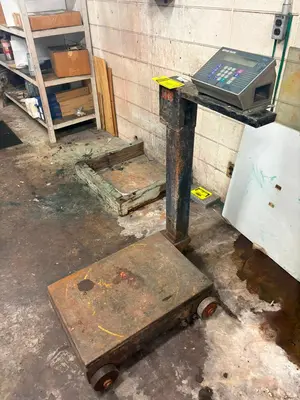 Used _UNKNOWN_ _UNKNOWN_ Platform Scales Ohio US | Myron Bowling Auctioneers Inc #1504645