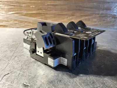 Used ALLEN-BRADLEY 1494F-D30 Switchgears British Columbia CA | Lenmark #239712