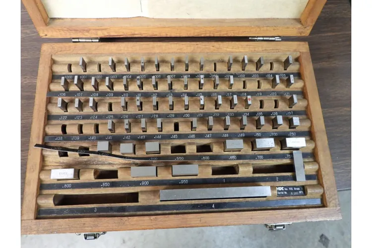 Used _UNKNOWN_ _UNKNOWN_ Gage Blocks Ohio US | Thompson Auctioneers #1516270