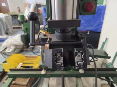 USED GRASS HINGE & LINE BORING MACHINE