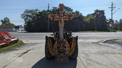 USED 2004 DEERE 110