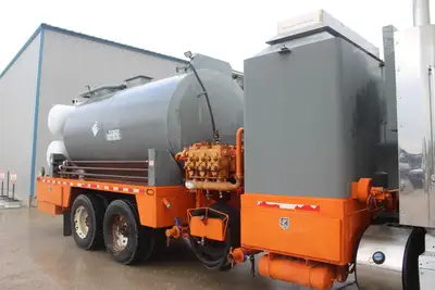 Used 2014 PETERBILT 367 Tanker trucks Texas US | Roll Off Truck World #1491937