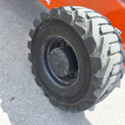 USED 2013 JLG 800AJ