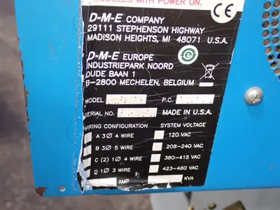 D-m-e Company Temperature Controller