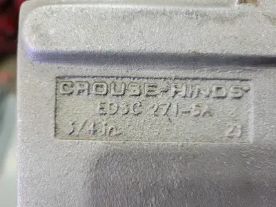 USED CROUSE-HINDS DSD923