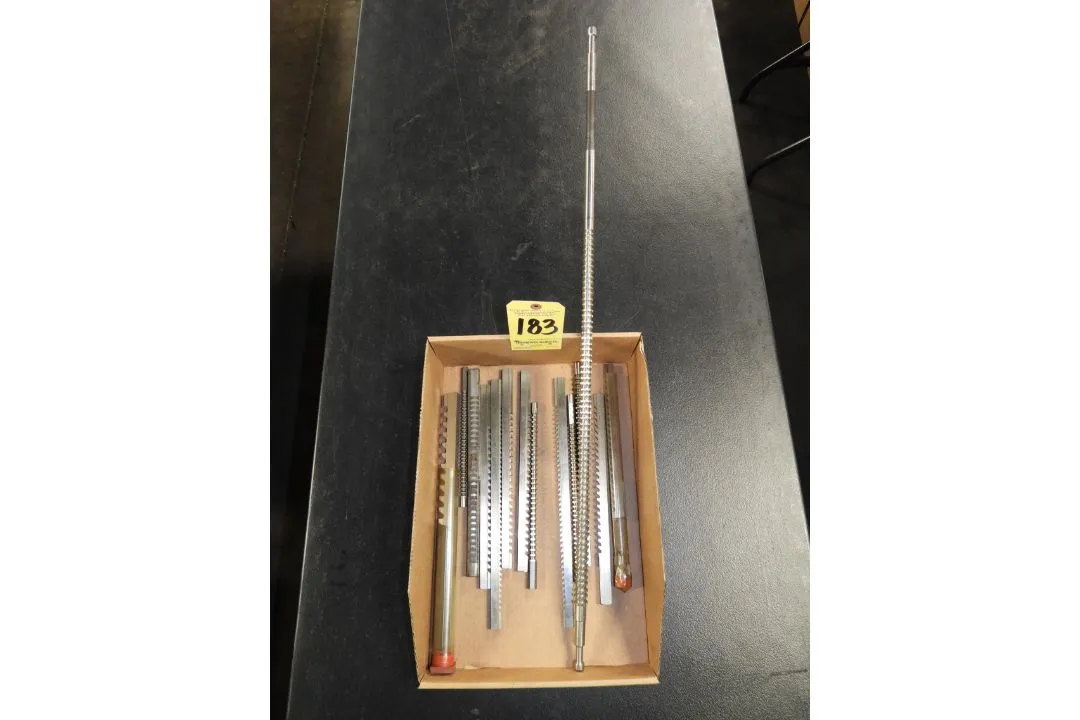 Used _UNKNOWN_ _UNKNOWN_ Broaches Ohio US | Thompson Auctioneers #1515854