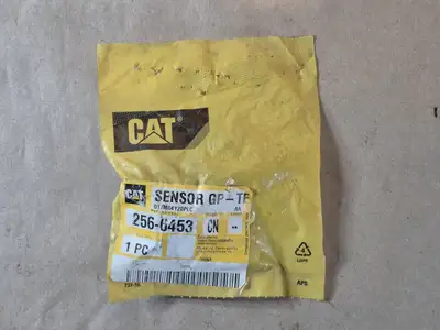 NEW CATERPILLAR 256-6453