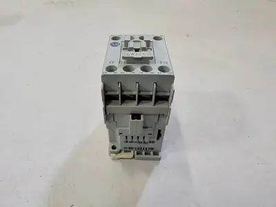 USED ALLEN-BRADLEY 700-CF310