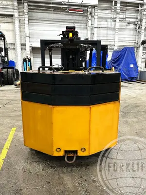 Used 2015 VERSALIFT 25/35 Misc Forklifts Illinois US | Forklift Exchange #1273566