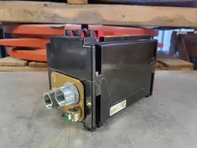 NEW CROUSE-HINDS GHG2632301L0002