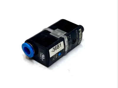 Used FESTO PNEUMATIC PRESSURE SENSOR 527467 Sensors | Maverick Industrial Sales #1104320