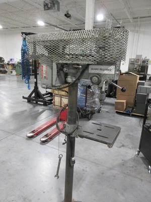 Used WALKER-TURNER 1216-42, 15" FLOOR MODEL DRILL PRESS Drill Press (Woodworking) Minnesota US | Machinesused.com #1666374