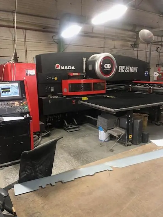 Used 2011 AMADA EM2510NT Turret Punches LT | UCY Industrial GmbH #385686