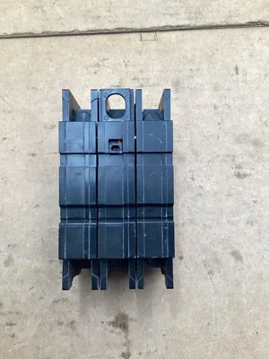 Square D 50A Circuit Breaker; QOU3505283; 240V 50/60Hz 3 Pole -NIB