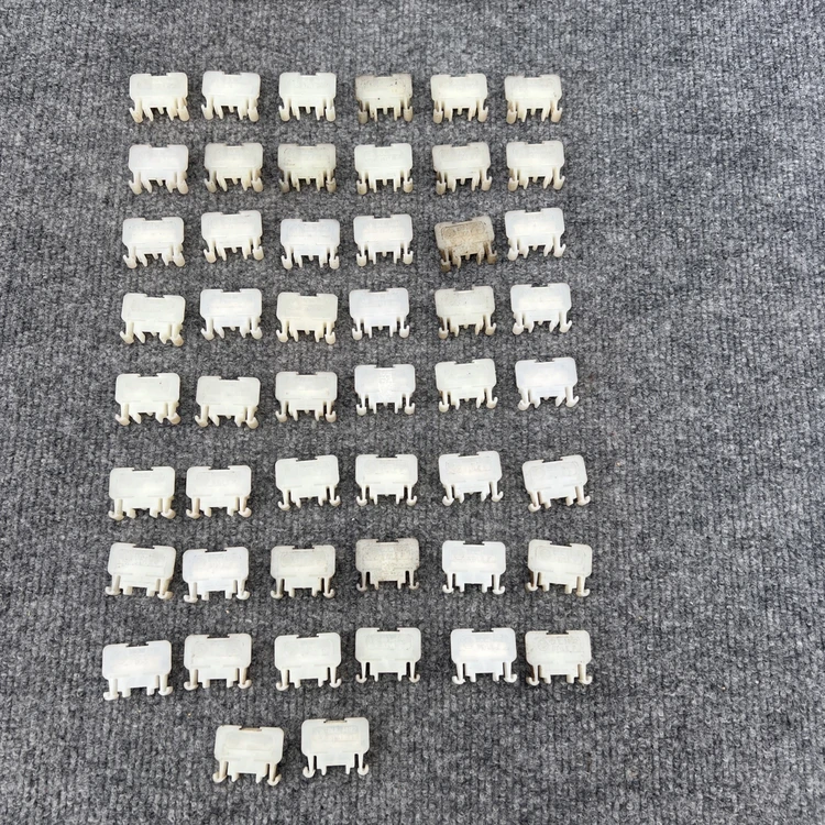 Used Allen-Bradley ["BUL 1942", "1942-F"] Terminal Blocks California US | Davliegogo LLC #1705664