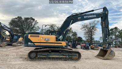Used 2023 HYUNDAI HX300AL Crawler Excavators North Carolina US | National Equipment Dealers #1422408