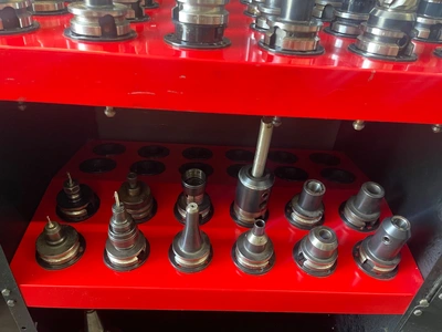 TOOLING ASSORTED Tool Holders | PM Machines (4)