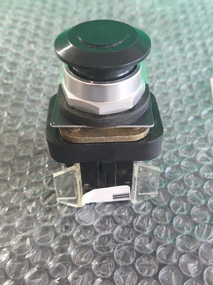 NEW Allen Bradley 800TFX