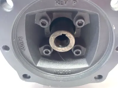 New | in-Stock Boston Gear Worm Gear Right Angle Gear Reducer 0.44 HP 10:1 Rat Speed Reducers Michigan US | Maverick Industrial Sales #1400632