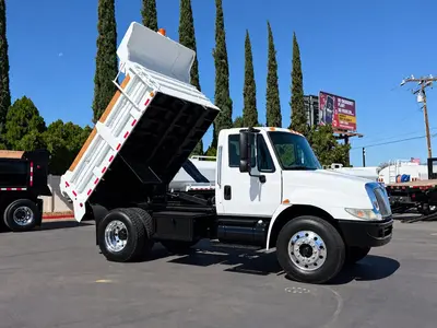 Used 2003 INTERNATIONAL 4300 Box trucks California US | Lillo Machinery #1542381