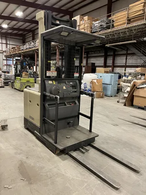 Crown SP3020-30 Order Picker Fork Truck/Forklift 1085AH 24VDC 5373hrs