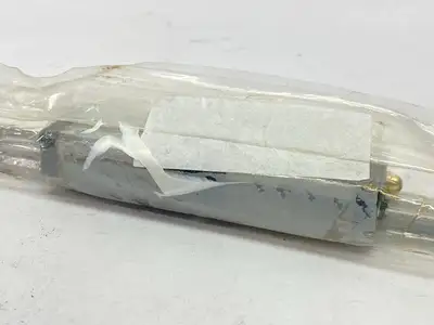New | in-Stock THK SR LINEAR GUIDE BLOCKS ON 458MM RAIL Linear Guides | Maverick Industrial Sales #1105563