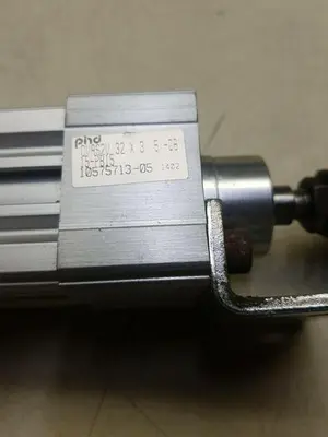 PHD CVAS2V 32 X 3. 5-DB 15-PB15