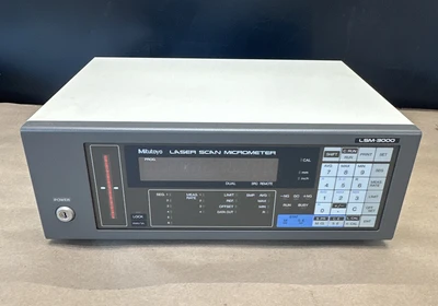USED MITUTOYO LSM-3000