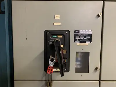 Used FEDERAL PIONEER 02877-A4-88 Circuit Breakers British Columbia CA | Lenmark #248991