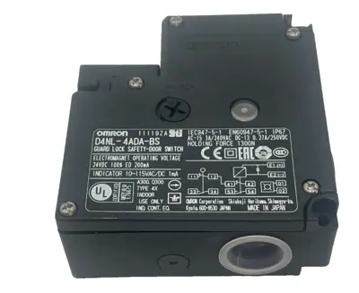 NEW OMRON D4NL-4ADA-BS GUARD LOCK SAFETY DOOR SWITCH D4NL4ADABS